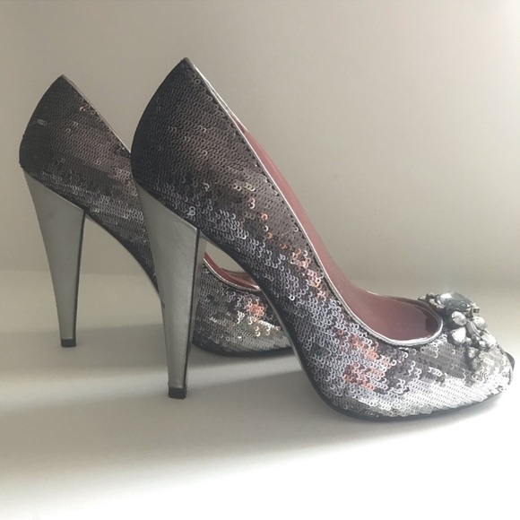 Nina Peep Toe Sequin Pumps- 7.5 - Picture 1 of 9